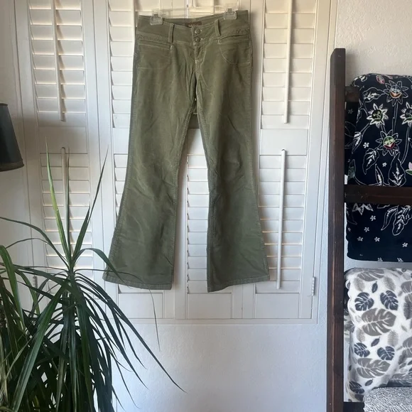 Bella Dahl Olive Green Corduroy Flare Vintage Pants - Picture 3 of 14